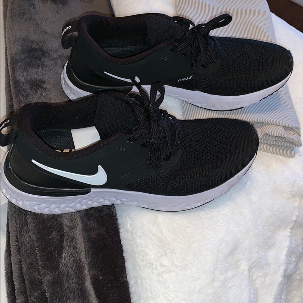 Nike Flyknit odyssey